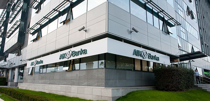Rodic’s favourite cash-machine: AIK bank in ownership of Miodrag Kostić, regular creditor of AMG
